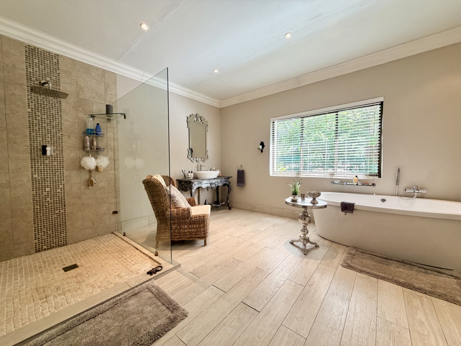 7 Bedroom Property for Sale in Mullersrust Free State